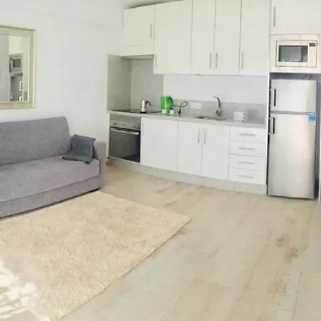 Apartment Ferienwohnung Fur 3 Personen Ca 70 Qm In Cristianos, Teneriffa Westkuste Von Teneriffa